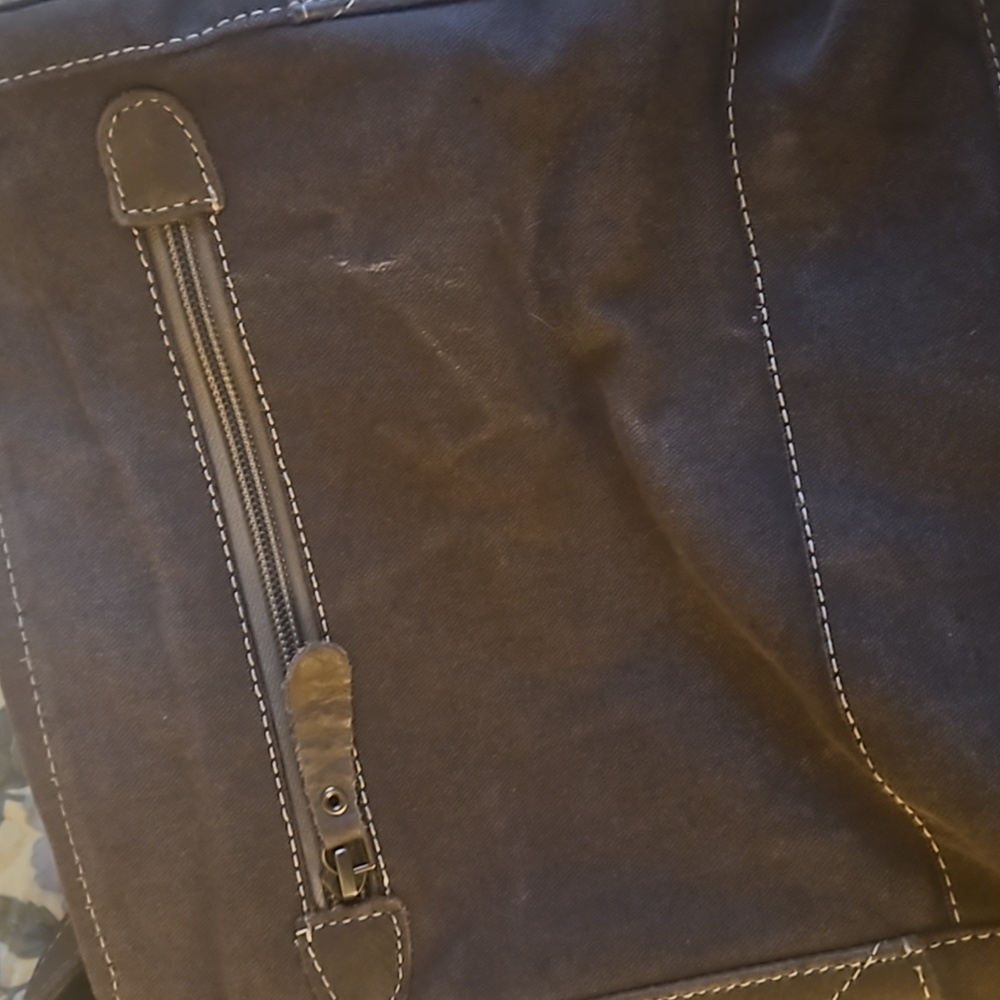 Myra Crossbody Bag - Picture 5 of 5